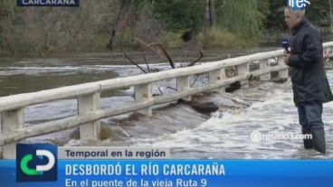El caudal del Carcarañá superó el puente.