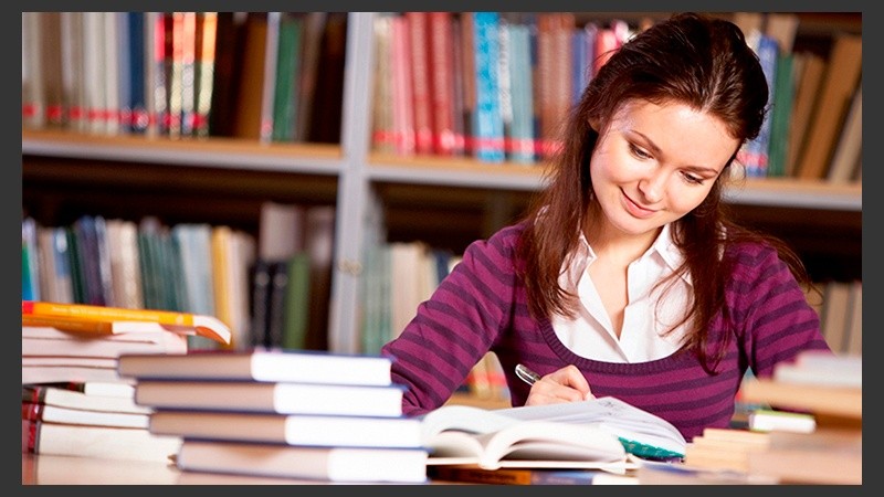 Los becarios recibirán la cobertura de los gastos de traslado y seguro médico, además de un estipendio mensual.