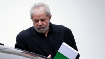Lula es acusado de maniobras inmobiliarias fraudulentas.