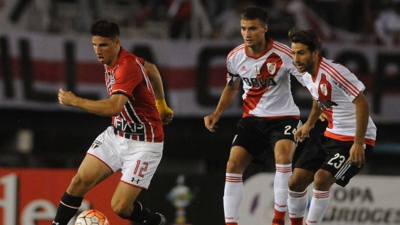 El ex Boca Calleri tuvo un partido aparte en el 1-1 de River y San Pablo.