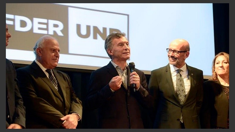 Macri abrió el ciclo ectivo de la UNR en la Facultad de Derecho.