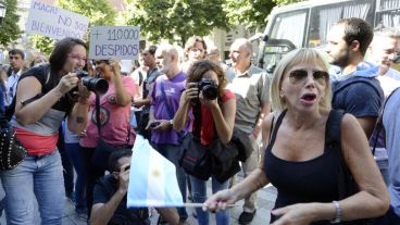 En la puerta de la facultad hubo acaloradas discusiones entre los presentes.