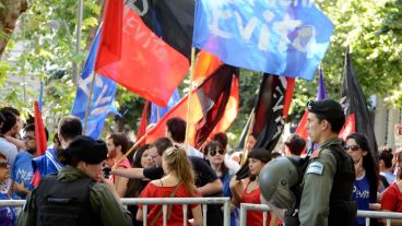 Las consignas en contra de Macri se hicieron ver.