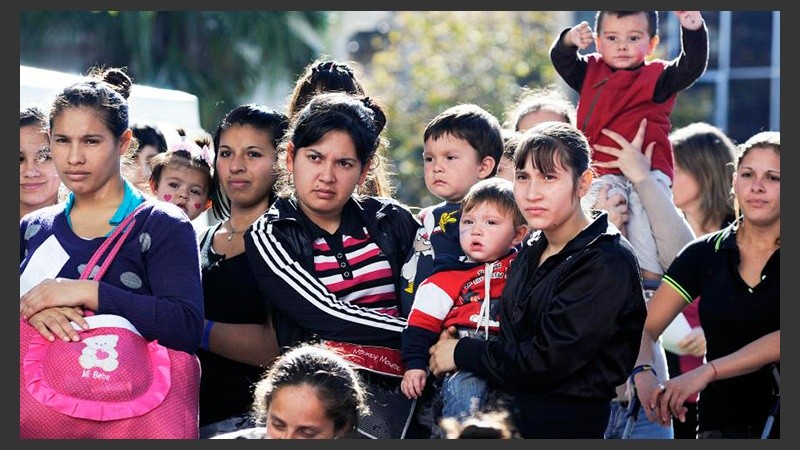 La inclusión en el programa disminuye la vulnerabilidad social de las adolescentes impidiendo el abandono escolar.