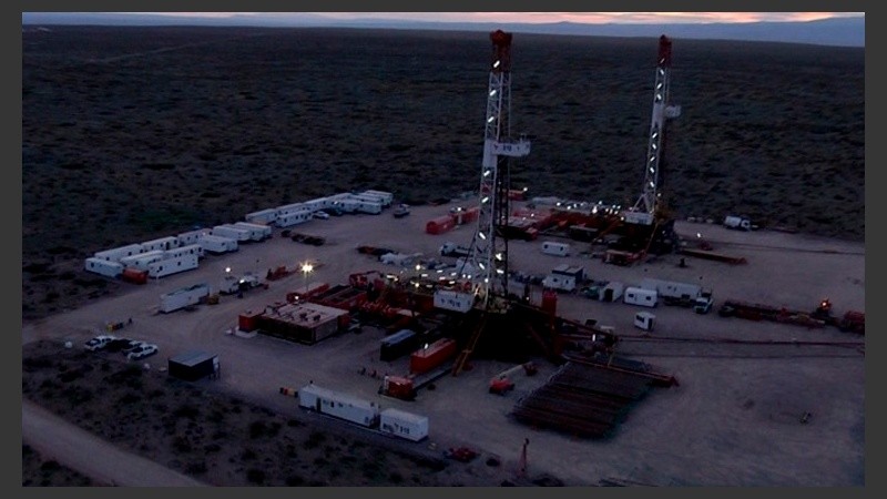 El contrato es por la exploración de Vaca Muerte.