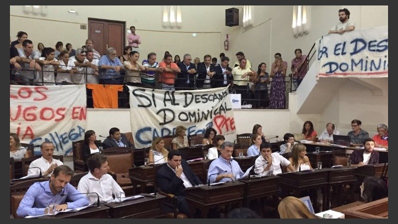 Una sesión caliente en el Concejo Municipal.