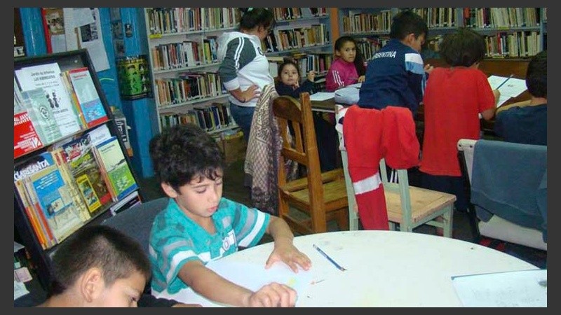 El Taller está dirigido por el psicólogo y profesor de la UNR, Carlos Nuñez.