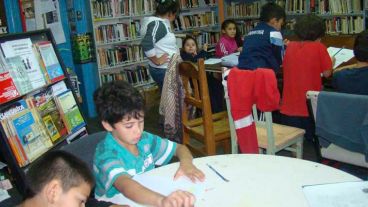 El Taller está dirigido por el psicólogo y profesor de la UNR, Carlos Nuñez.