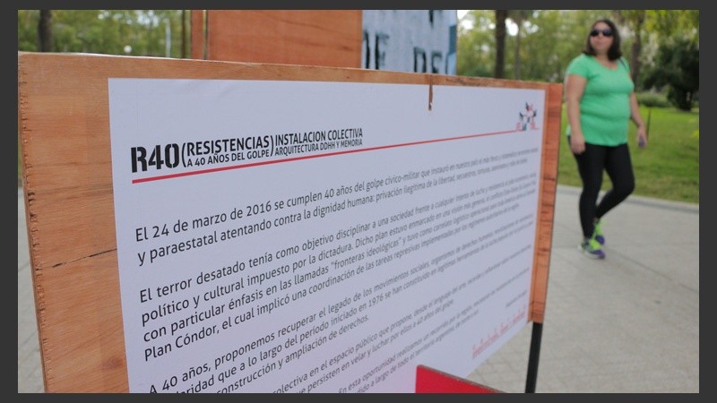 La instalación se llama R40: Resistencias a cuarenta años del Golpe. (Alan Monzón/Rosario3.com)
