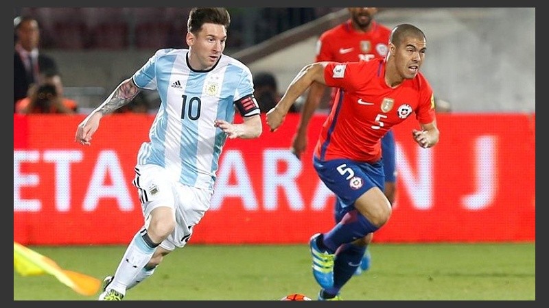 Messi no jugaría con Chile.