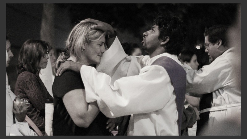 Gran acto de fe en barrio Rucci. (Alan Monzón/Rosario3.com)