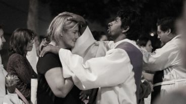 Gran acto de fe en barrio Rucci. (Alan Monzón/Rosario3.com)