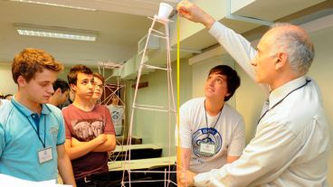 Los estudiantes podrán inscribirse entre el 11 de abril y el 29 de julio a través de una convocatoria que harán sus propios colegios.