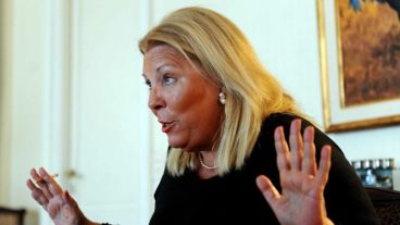 Carrió tiró munición gruesa hacia la AFA.