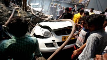 La tragedia sucedió este jueves en la ciudad de Calcuta. (EFE)