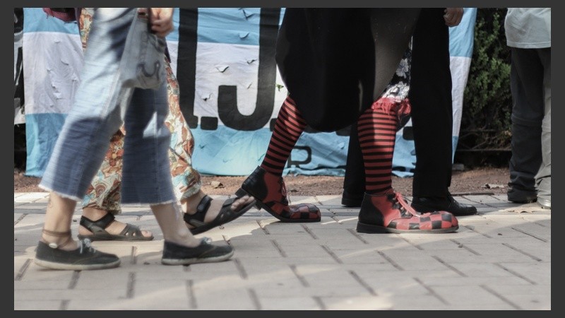 Los pasos de los que estuvieron este jueves en la ronda. (Alan Monzón/Rosario3.com)