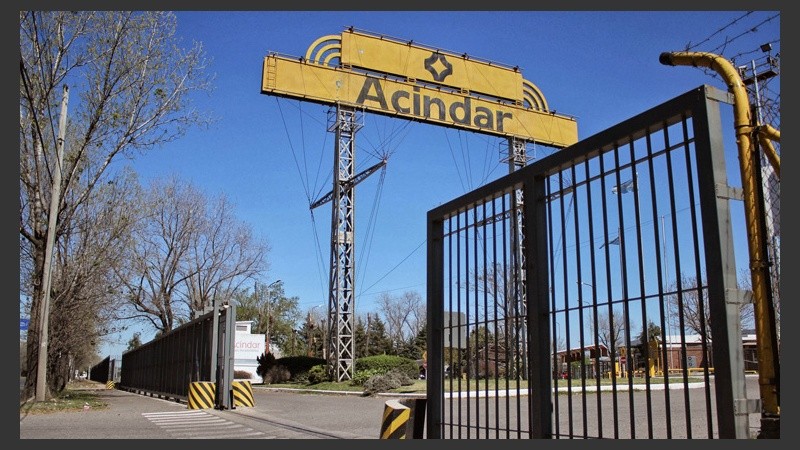 La empresa está situada en avenida Presidente Perón al 8000.
