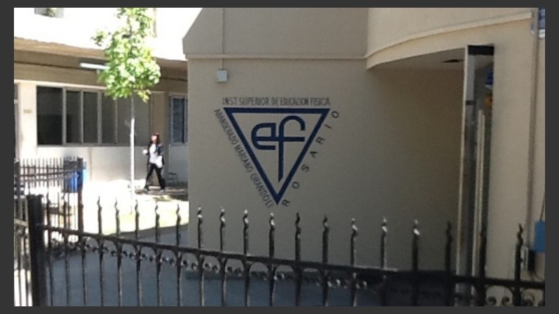 Los casi 3 mil jóvenes que allí estudian convocaron a una marcha para este martes.