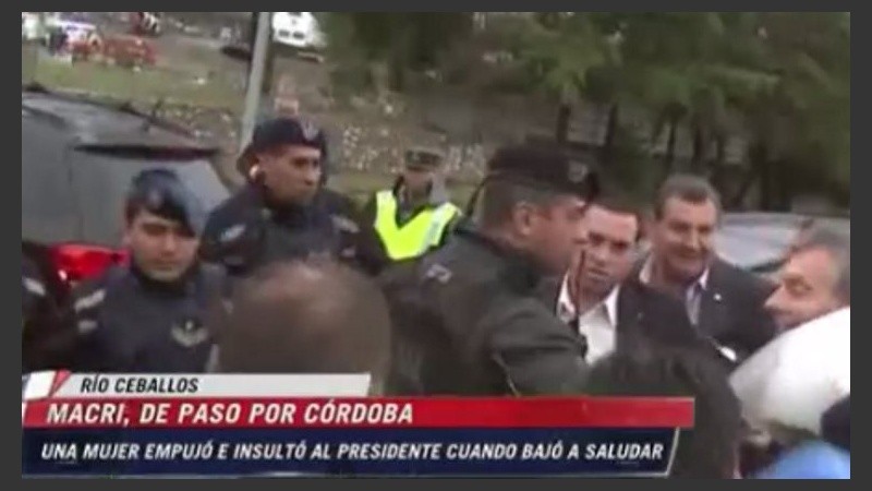 Un mal momento para el presidente en Córdoba.