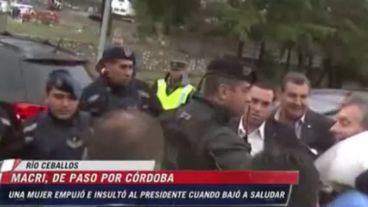 Un mal momento para el presidente en Córdoba.
