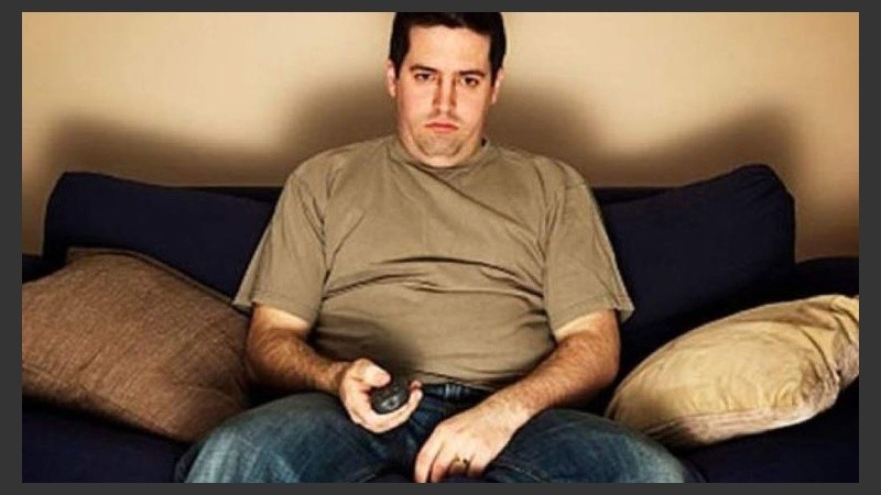 Si se realiza algún deporte al menos una vez por semana, el riesgo de sufrir un evento coronario disminuye 18 %. 