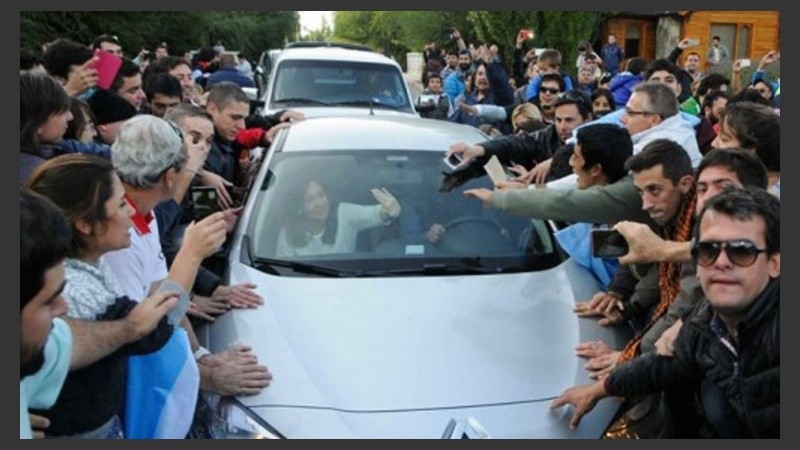 La ex mandataria dejó su casa en la Patagonia rodeada de afecto.