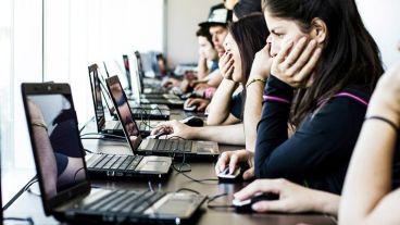 El dictado del curso es de dos veces por semana.