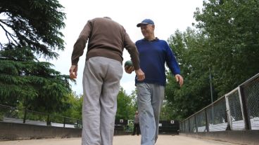 "No se explica lo importante que es para los jubilados tener un espacio recreativo como éste", dijo uno de integrantes del centro. (Alan Monzón/Rosario3.com)