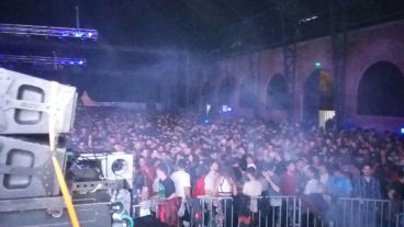 El procedimiento especial se realizó por la fiesta en el salón Metropolitano.