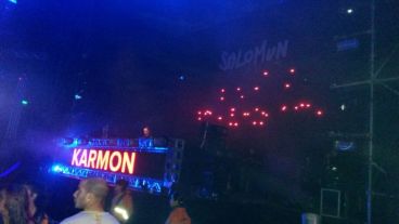 DJ Karmon, a cargo del "warm up".