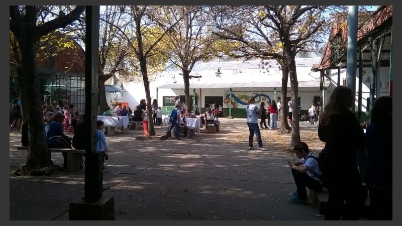 El docente era ex alumno de la Gurruchaga. 