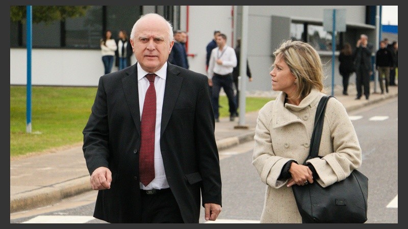 La llegada del gobernador Lifschitz a la planta.