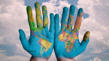 La beca otorga la oportunidad de completar una práctica profesional en la Secretaría General de la OEA, en Washington D.C., Estados Unidos.