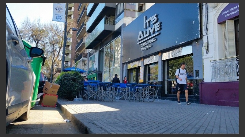 La baja del consumo se siente en avenida Pellegrini.