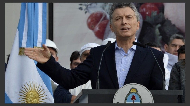 El mandatario anunció que repatriará los fondos depositados en Bahamas.