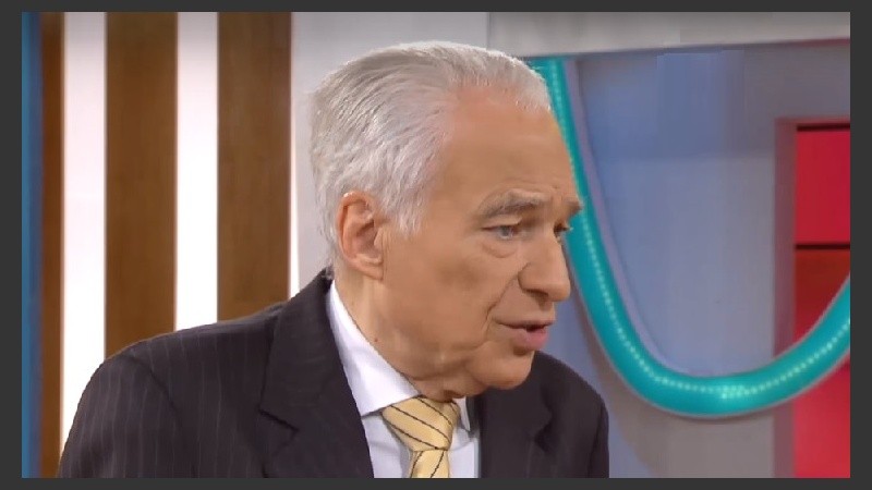 Cormillot participó en numerosos programas de televisión.