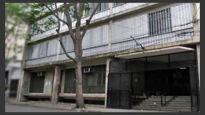 Mañana tendrá lugar la charla debate “Historia y Literatura de Rosario en el marco del bicentenario y los 120 años del Superior”.