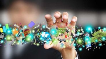 Como meta, los jóvenes debieron encontrar una solución innovadora a diferentes problemáticas sobre educación y nuevas tecnologías.