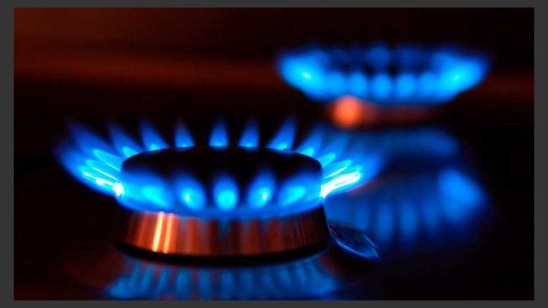 Si la llama de la hornalla cambia a rosa o roja puede ser peligroso. 