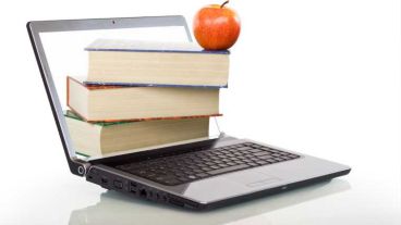 Los postítulos son gratuitos y de modalidad semipresencial.