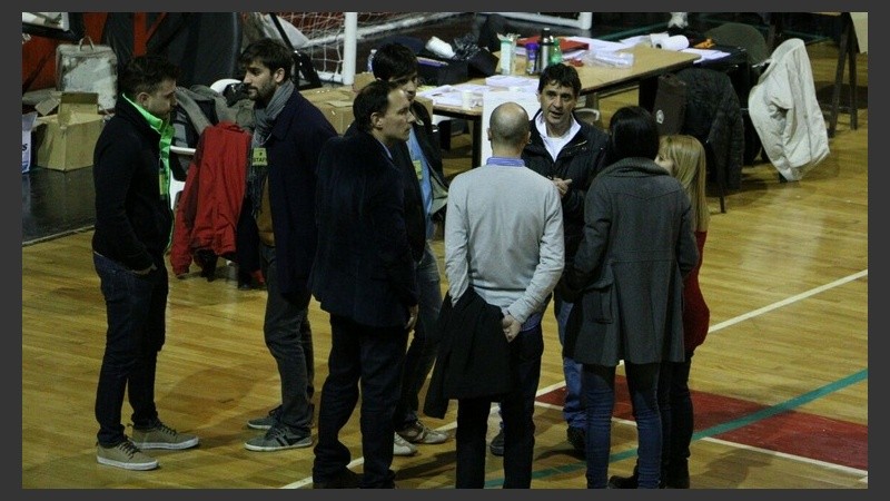 Expectativa en aumento tras el cierre de las urnas.