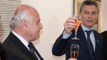 El gobernador y el presidente en Televisión Litoral.