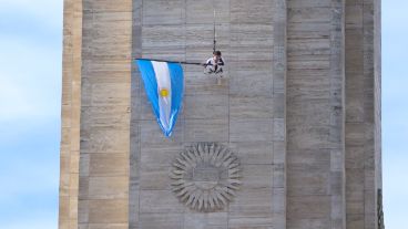 El caminante que bajó desde lo alto del Monumento.