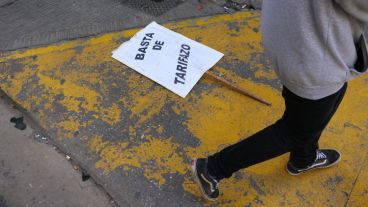 Incidentes entre manifestantes y fuerzas de seguridad.