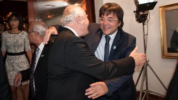 El gobernador Lifschitz también estuvo presente en el agasajo por los 51 años de El Tres