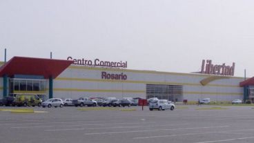 El hecho ocurrió en el hiper Libertad.