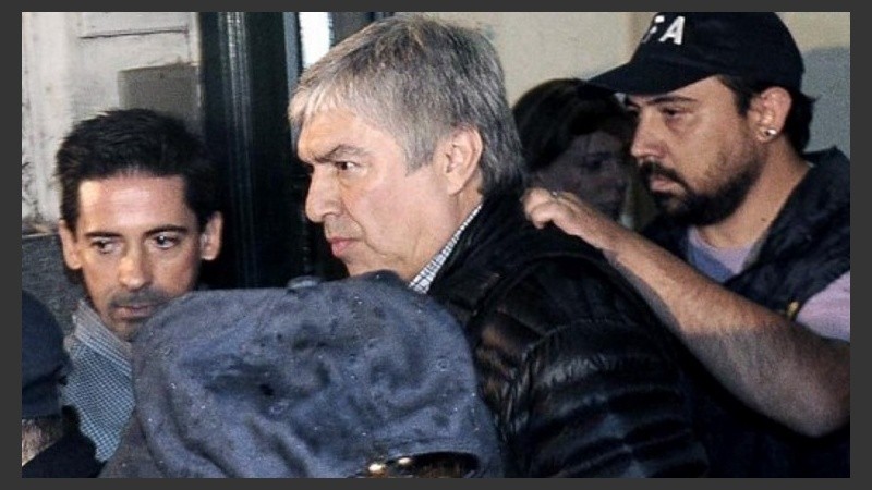 Lázaro Báez, al llegar a los Tribunales porteños.