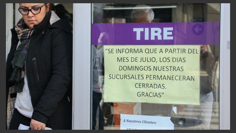 En los locales de La Gallega ya avisaban que el domingo no abrirán sus puertas. 