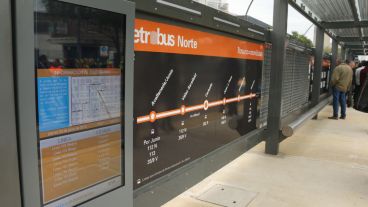 En algunos tramos se cambiará el asfalto por hormigón.