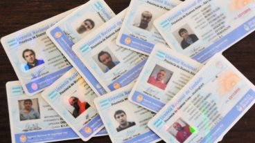 Para Figueroa Casas, el trámite para duplicar el carné es engorroso.